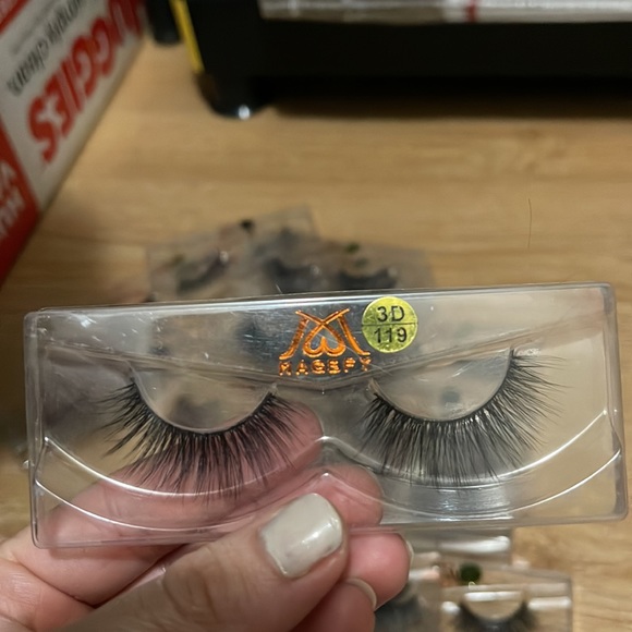 Magefy Eyelash Set Bundle - Picture 6 of 9